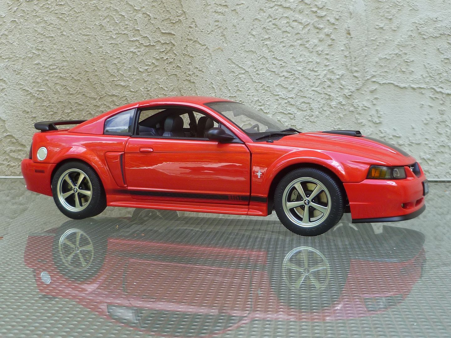 ミニカー AUTOart 1/18 Ford Mustang MACH1 2003 1/18 Autoart 2003 Ford Mustang Mach 1 Rare Black New In Box